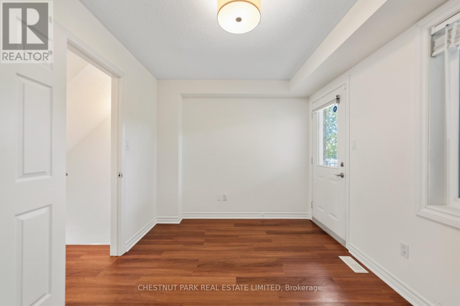 21 Littleyork Road, Toronto, Ontario  M4E 3W6 - Photo 13 - E13567502