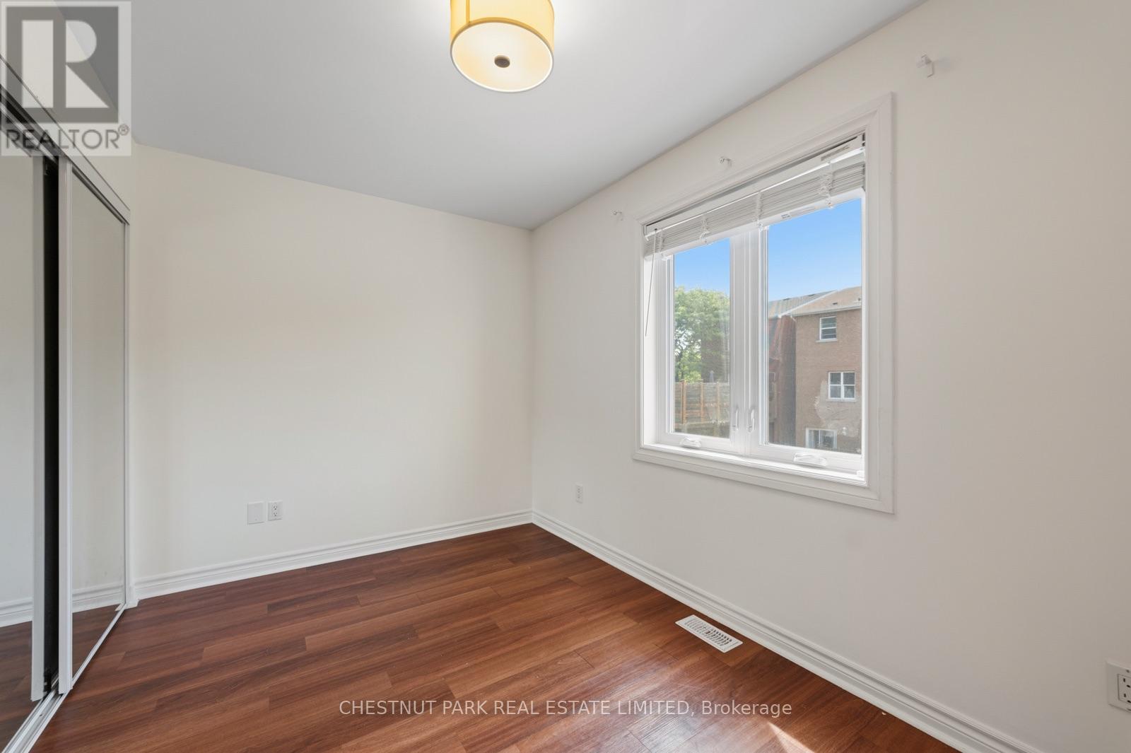 21 Littleyork Road, Toronto, Ontario  M4E 3W6 - Photo 16 - E13567502