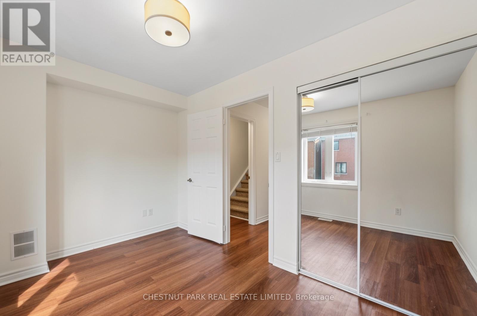 21 Littleyork Road, Toronto, Ontario  M4E 3W6 - Photo 17 - E13567502