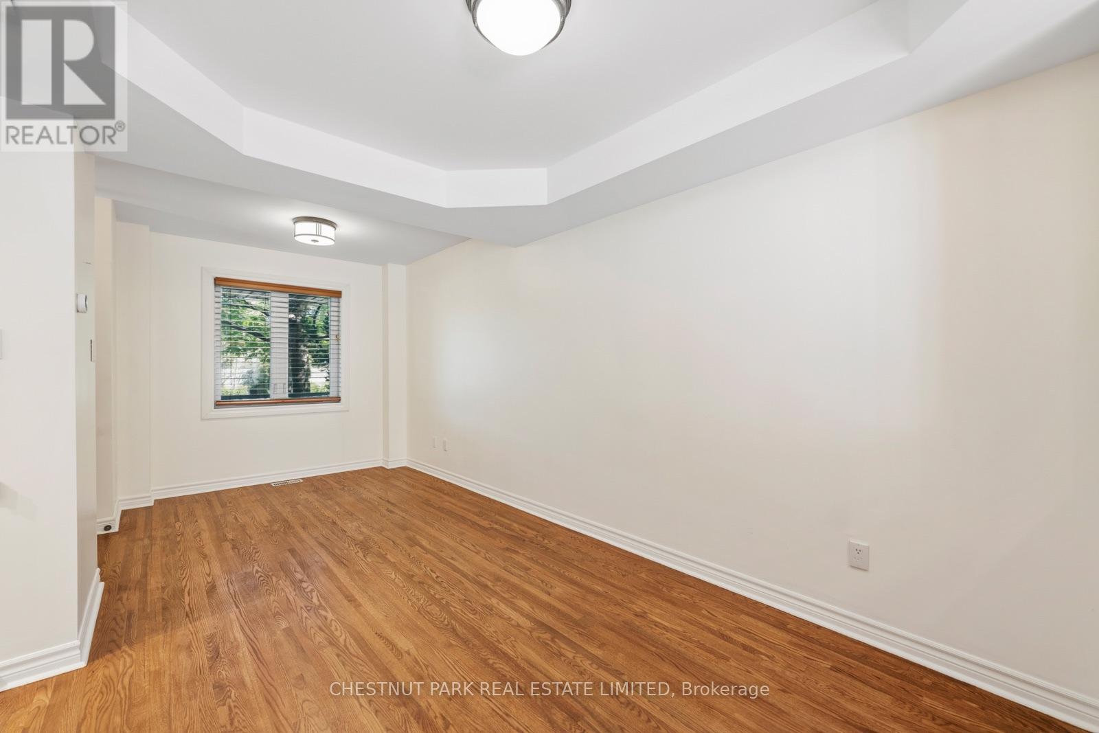 21 Littleyork Road, Toronto, Ontario  M4E 3W6 - Photo 4 - E13567502