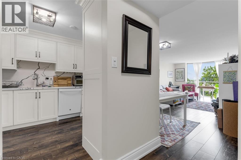 1225 North Shore Boulevard E Unit# 709, Burlington, Ontario  L7S 1Z6 - Photo 4 - 40844544