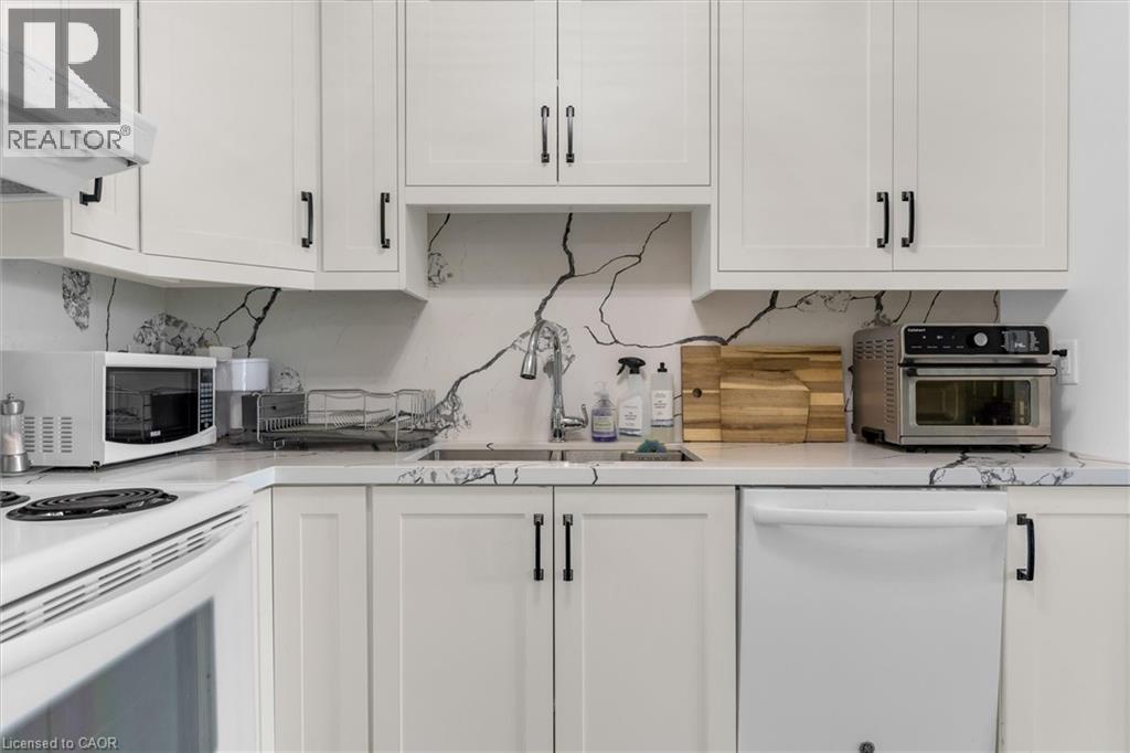 1225 North Shore Boulevard E Unit# 709, Burlington, Ontario  L7S 1Z6 - Photo 13 - 40844544