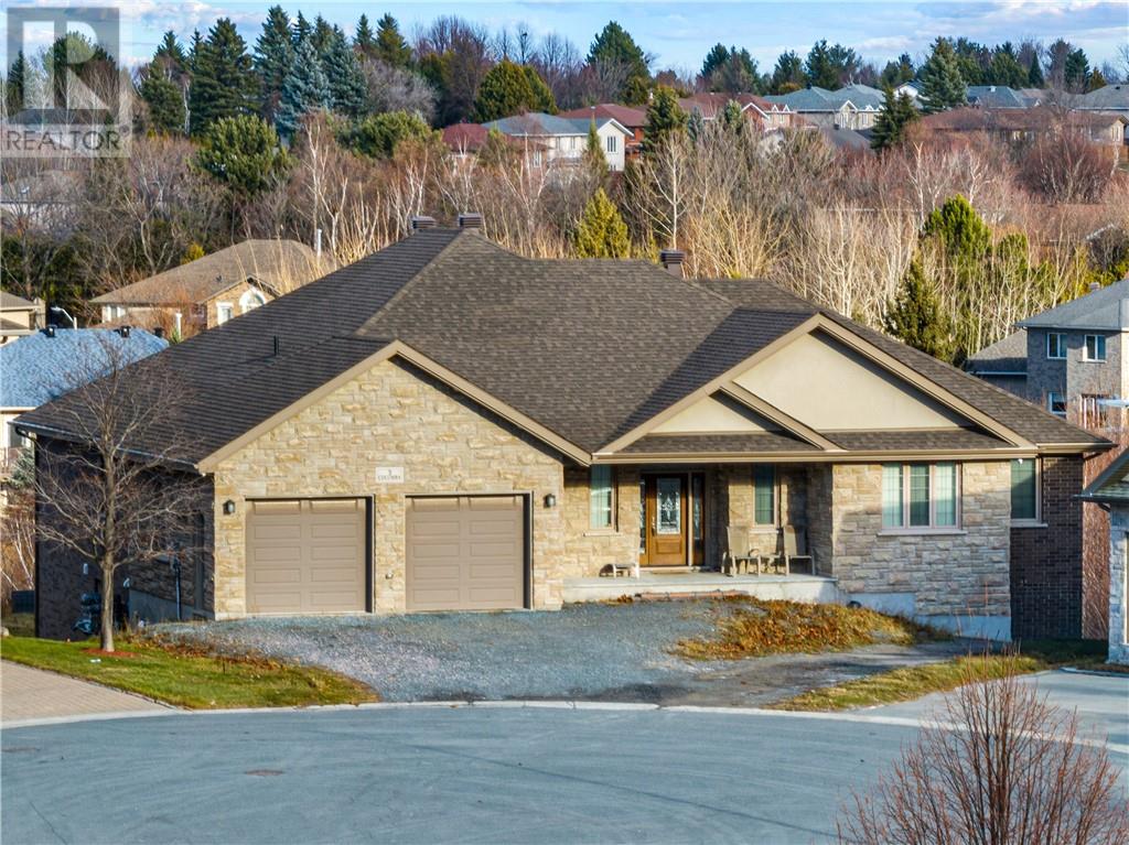 3 Columba Terrace, Sudbury, Ontario  P3E 0B3 - Photo 2 - 2129229