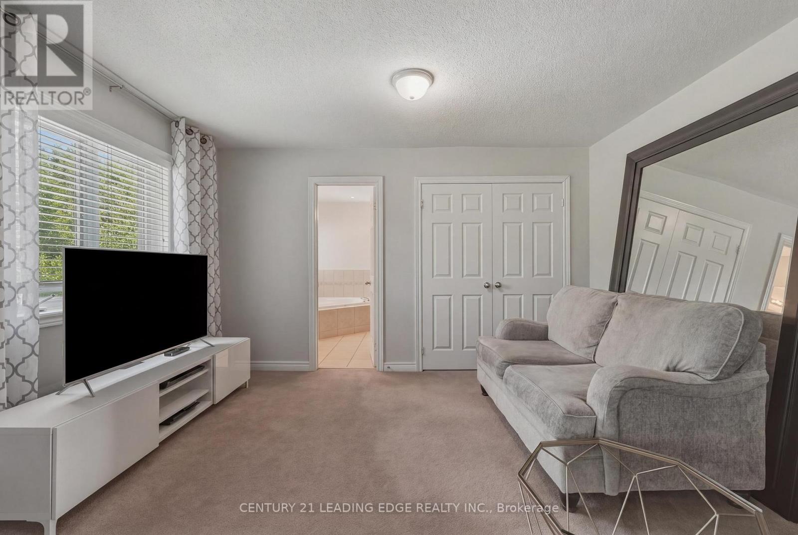 8 Haverhill Terrace, Aurora, Ontario L4G 7R7 - Photo 35 - N13567440