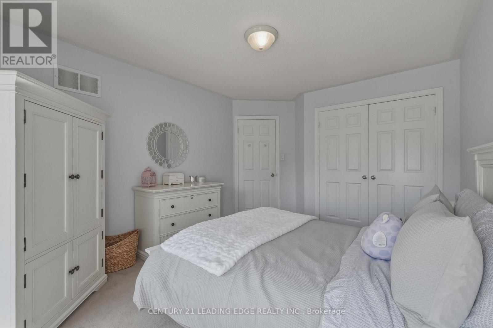 8 Haverhill Terrace, Aurora, Ontario L4G 7R7 - Photo 38 - N13567440