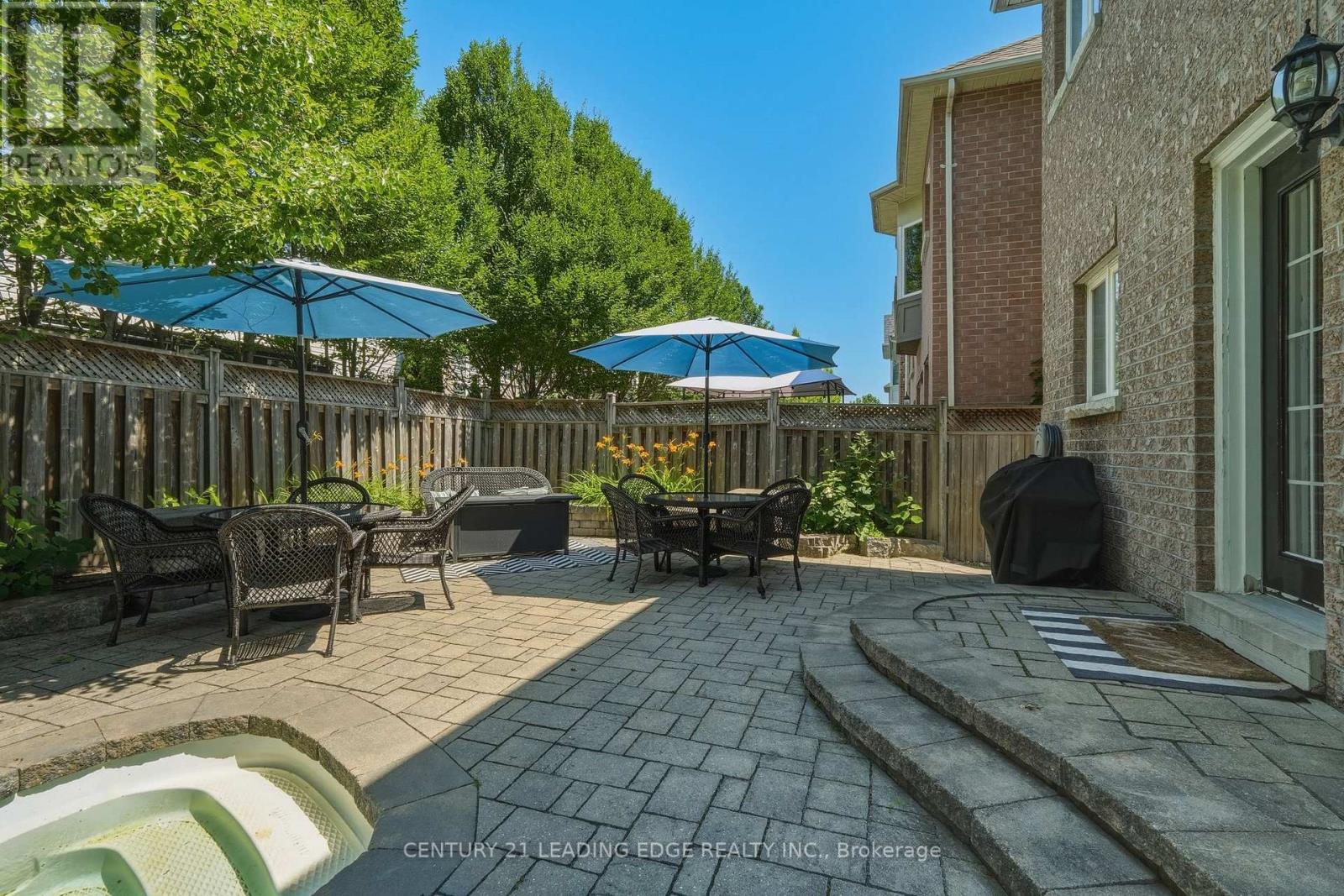 8 Haverhill Terrace, Aurora, Ontario L4G 7R7 - Photo 5 - N13567440