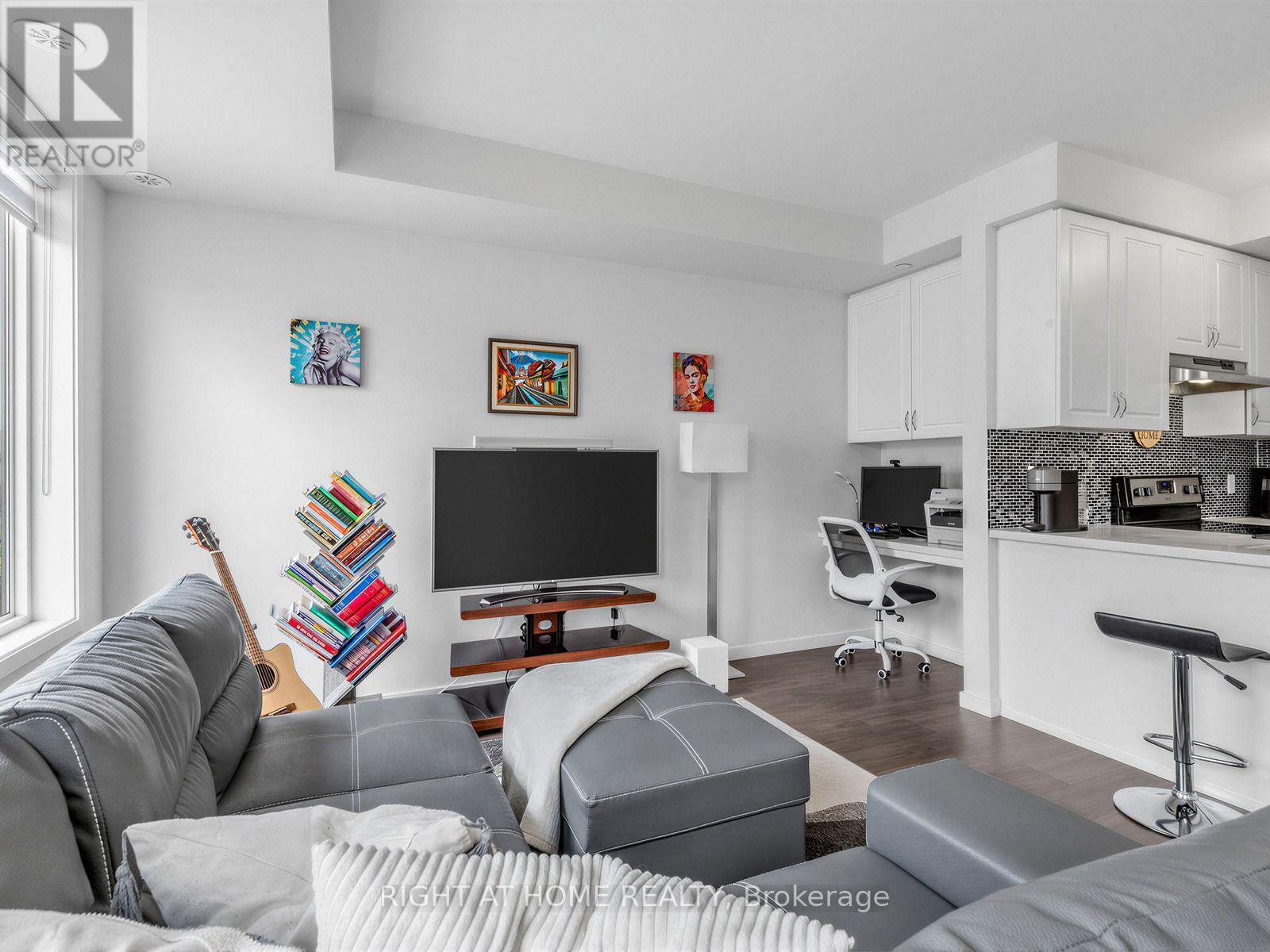 86 - 400 Alex Gardner Circle, Aurora, Ontario  L4G 3G5 - Photo 8 - N13538060