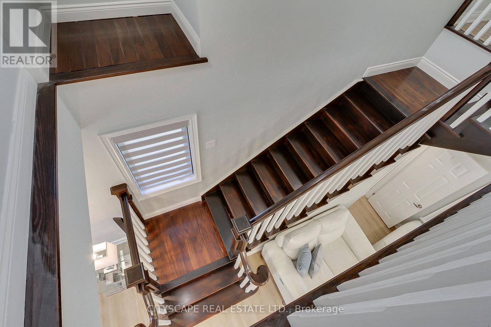1543 Indian Grove, Mississauga, Ontario  L5H 2S5 - Photo 18 - W13567456