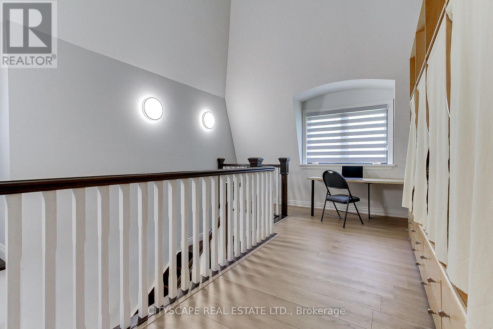 1543 Indian Grove, Mississauga, Ontario  L5H 2S5 - Photo 19 - W13567456