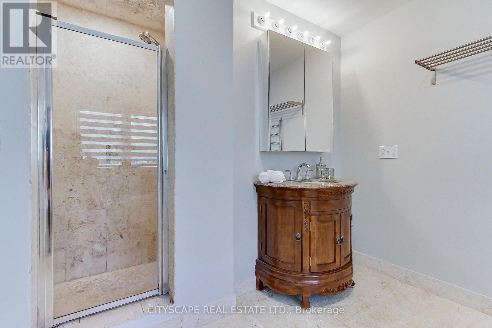 1543 Indian Grove, Mississauga, Ontario  L5H 2S5 - Photo 27 - W13567456