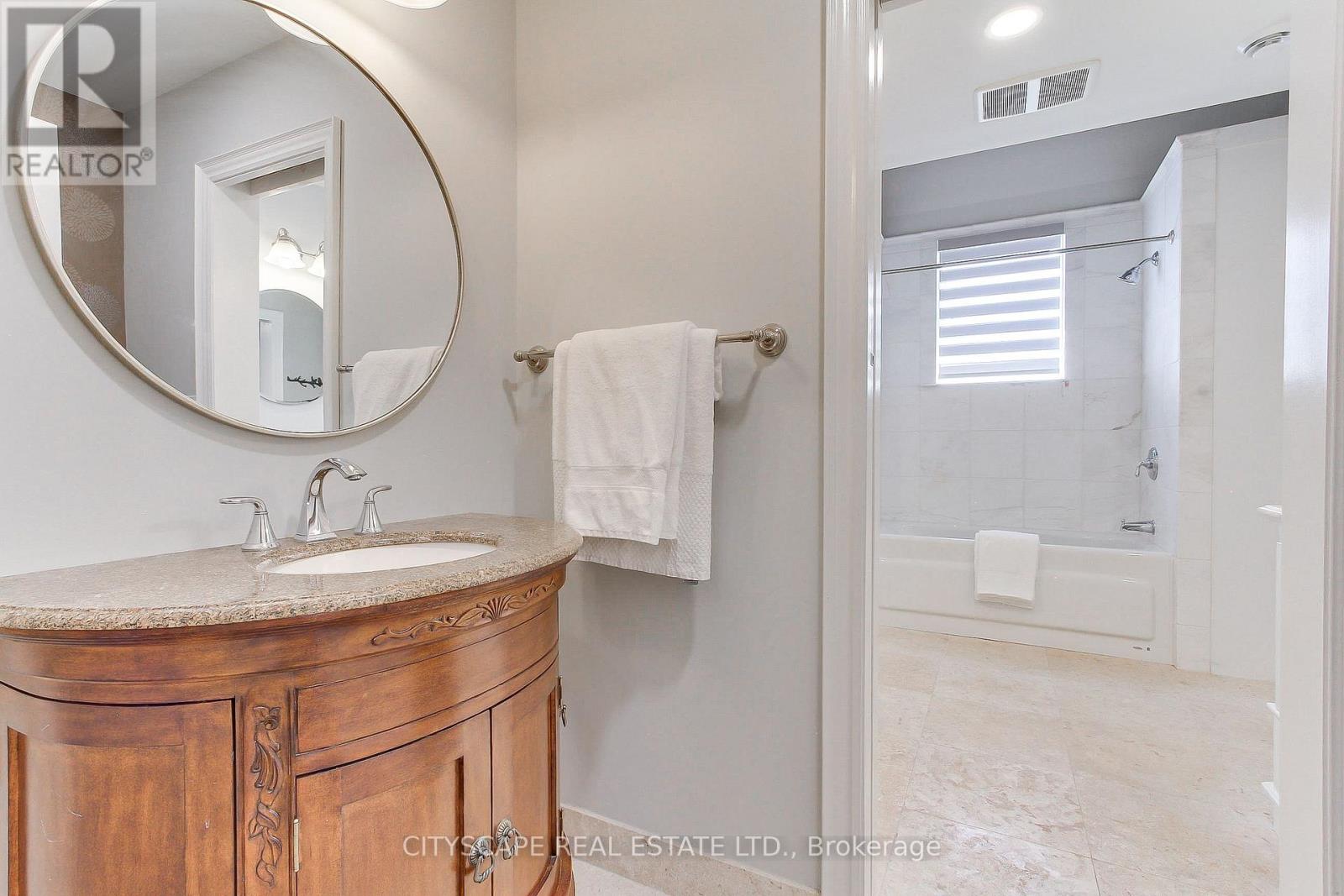 1543 Indian Grove, Mississauga, Ontario  L5H 2S5 - Photo 34 - W13567456