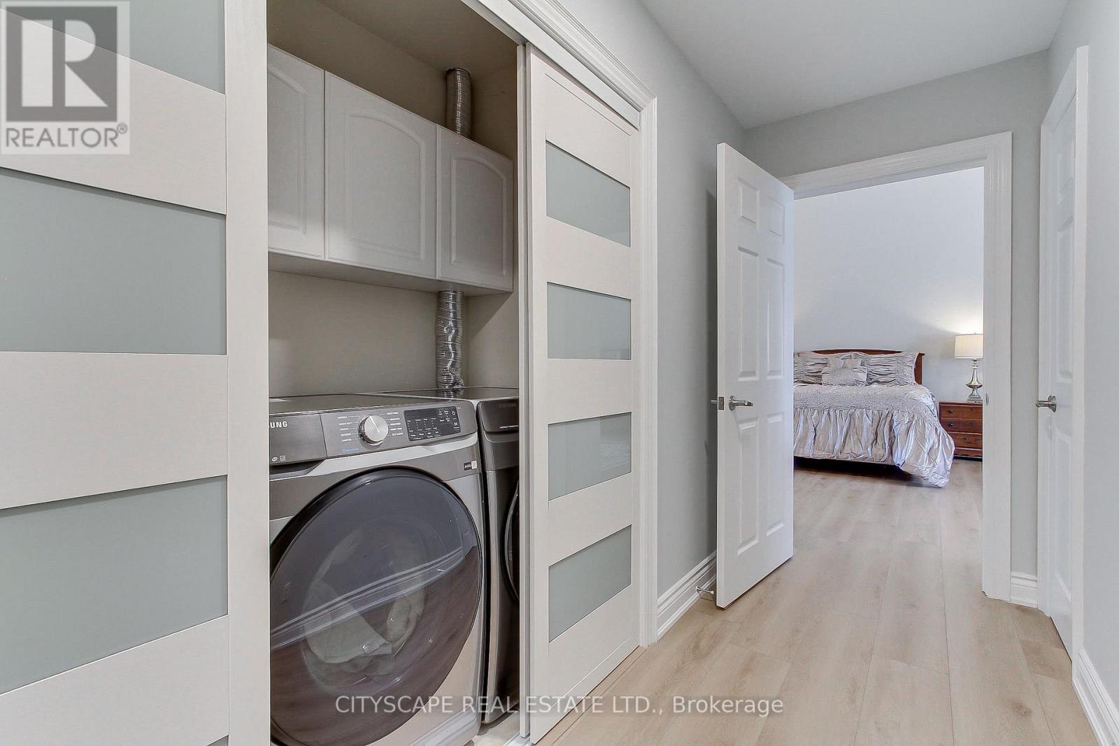 1543 Indian Grove, Mississauga, Ontario  L5H 2S5 - Photo 37 - W13567456