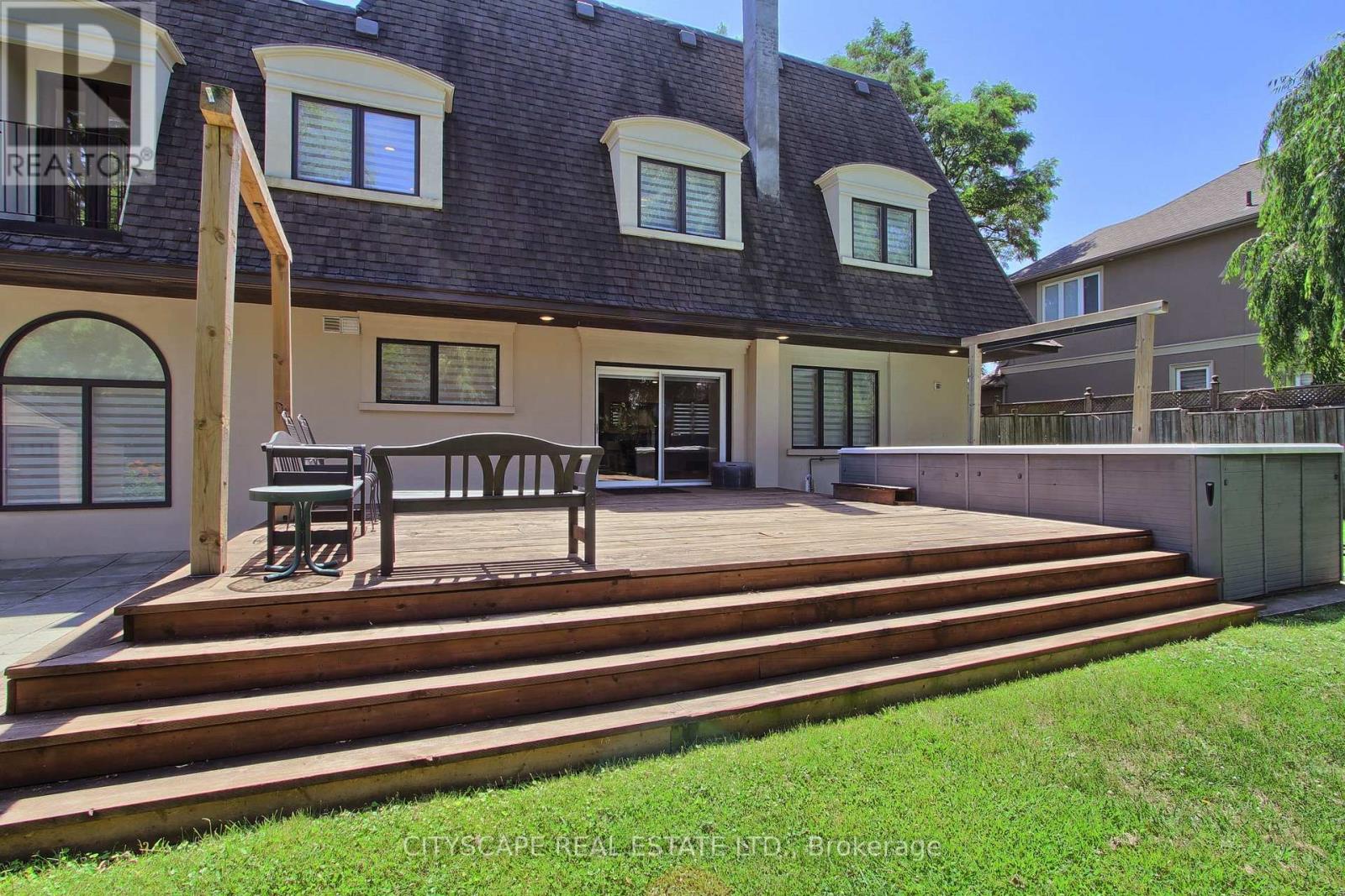1543 Indian Grove, Mississauga, Ontario  L5H 2S5 - Photo 47 - W13567456