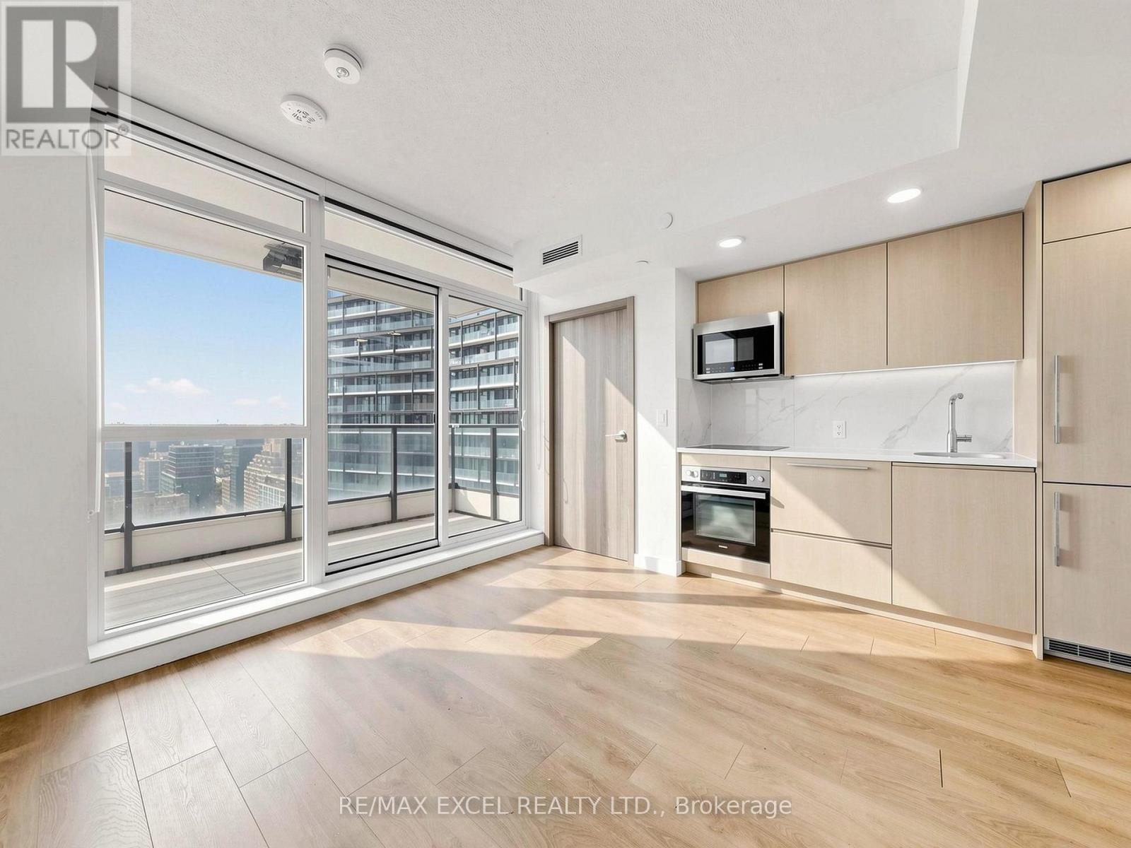 2909 - 38 Widmer Street, Toronto, Ontario  M5V 0P7 - Photo 2 - C13516190