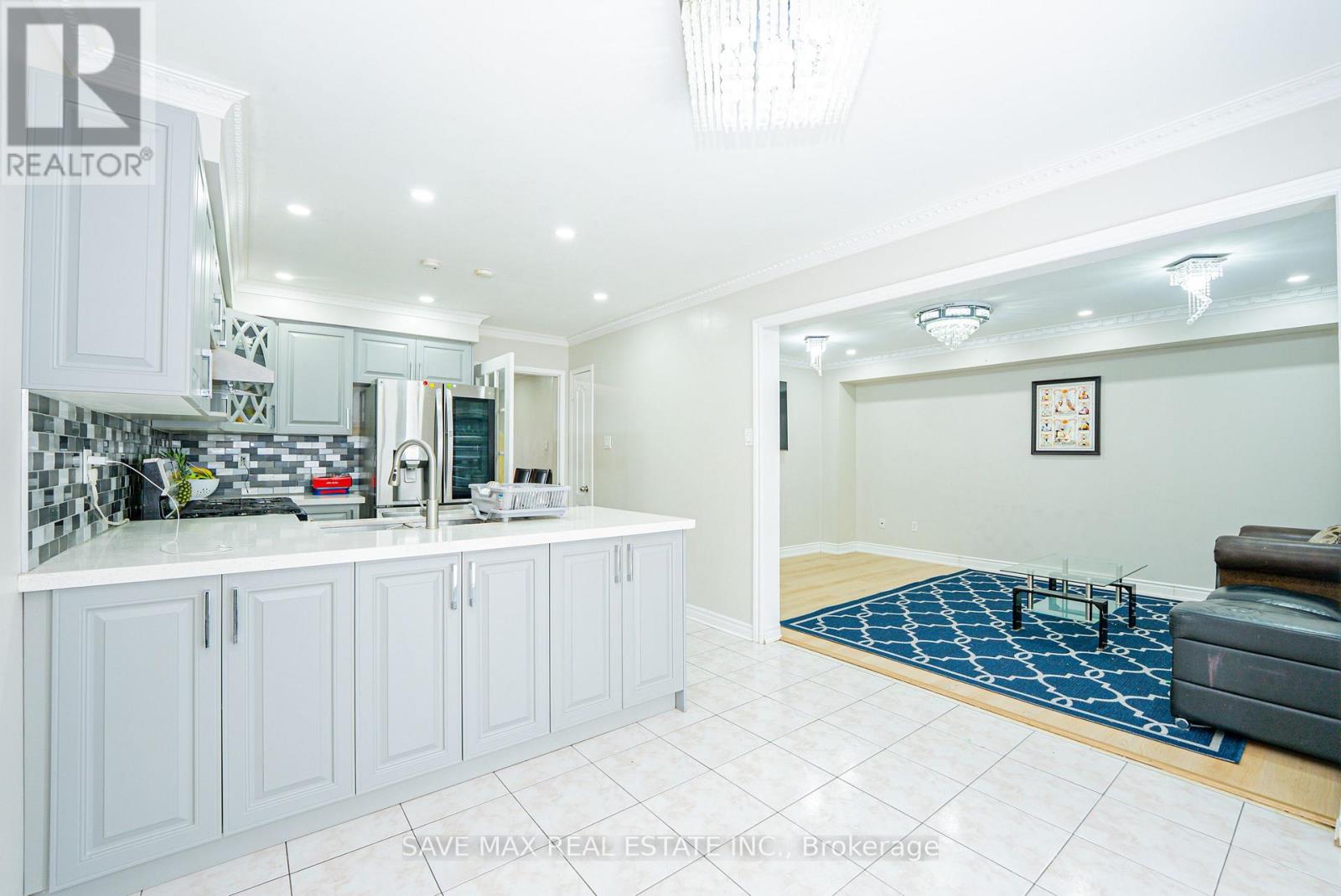 Upper - 18 Salonica Road, Brampton, Ontario  L7A 3K9 - Photo 11 - W13536740