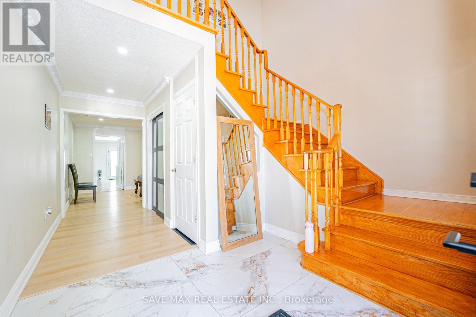 18 Salonica Road, Brampton, Ontario  L7A 3K9 - Photo 4 - W13537164