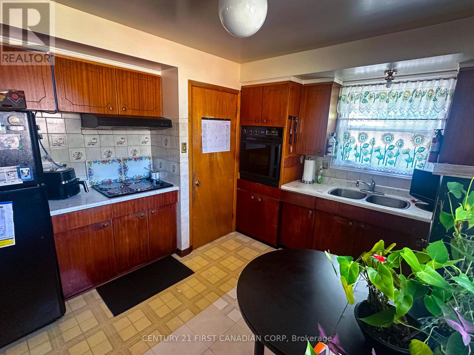 61 Alayne Crescent, London South, Ontario  N6E 2A2 - Photo 3 - X13122908
