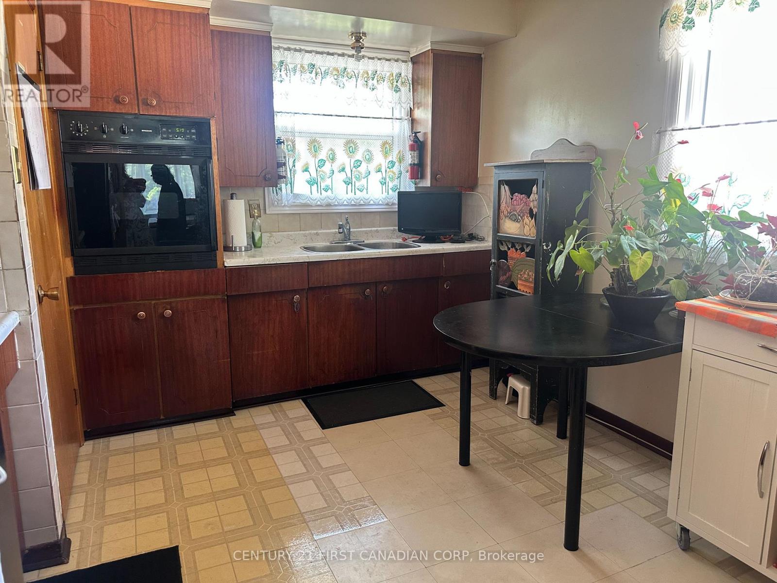 61 Alayne Crescent, London South, Ontario  N6E 2A2 - Photo 4 - X13122908