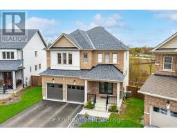 201 MCFARLANE CRESCENT, centre wellington (fergus), Ontario