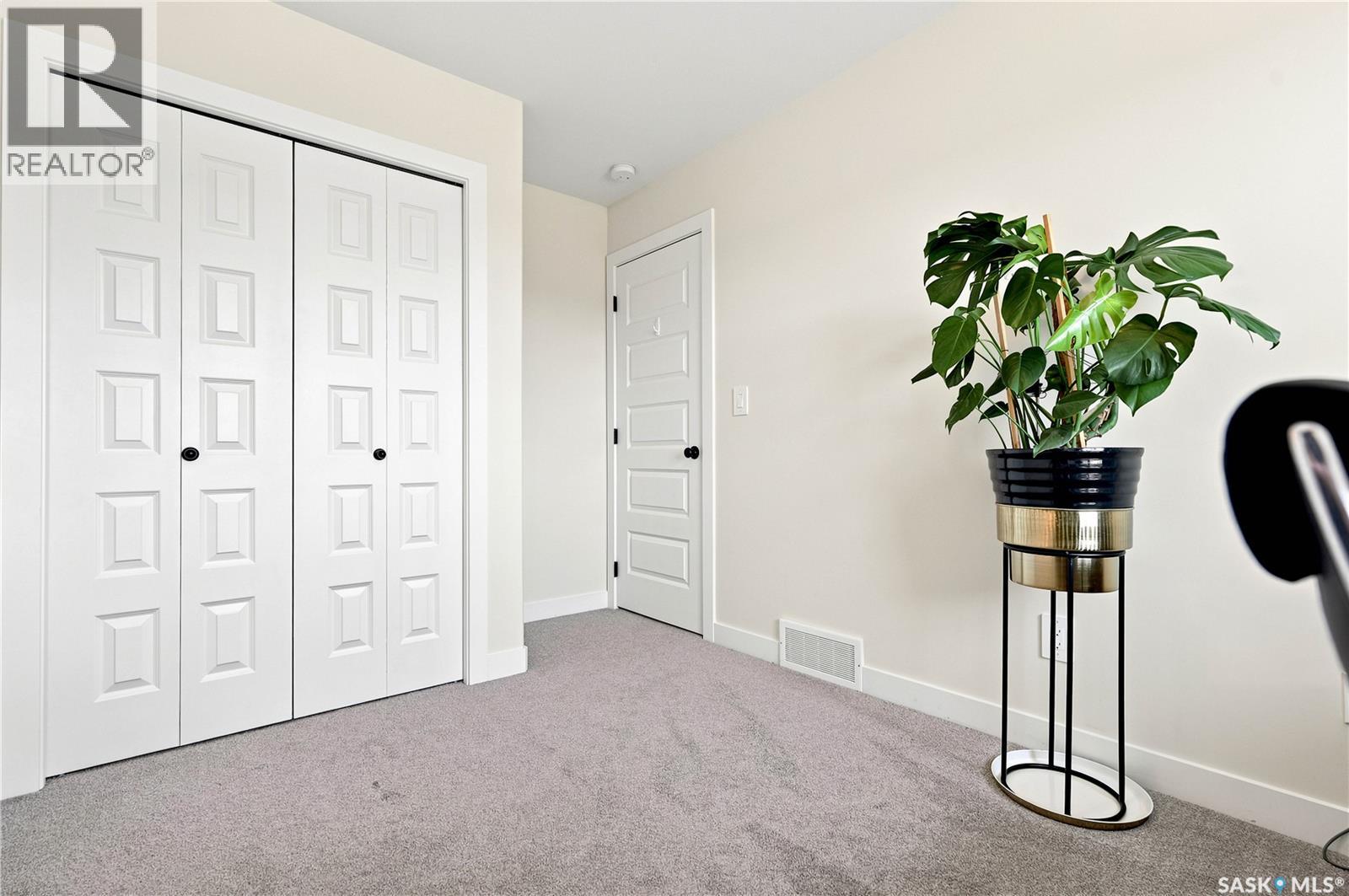 850 Brighton Gate, Saskatoon, Saskatchewan  S7V 1L2 - Photo 28 - SK042230
