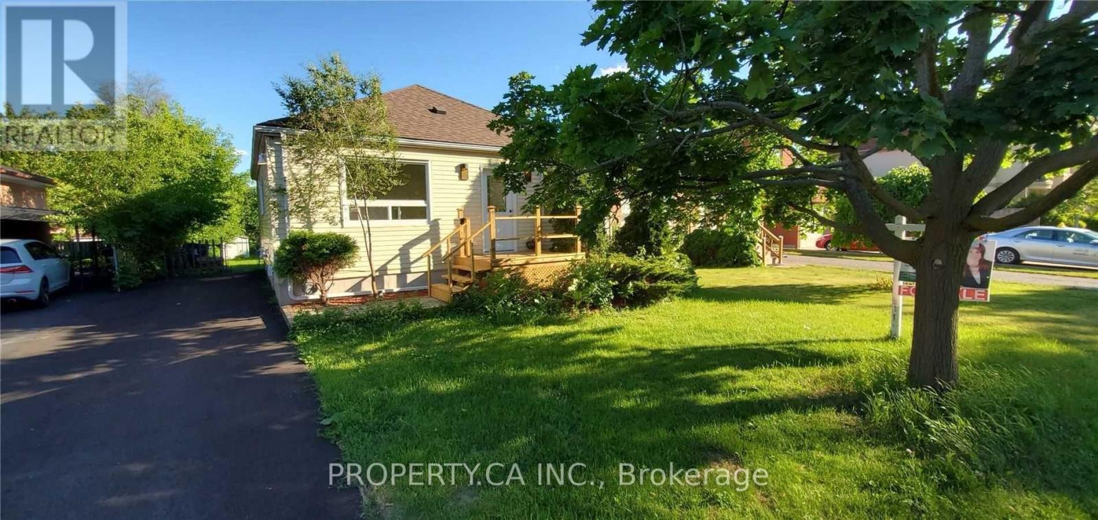 39 FARRELL AVENUE, Toronto (Willowdale West)
