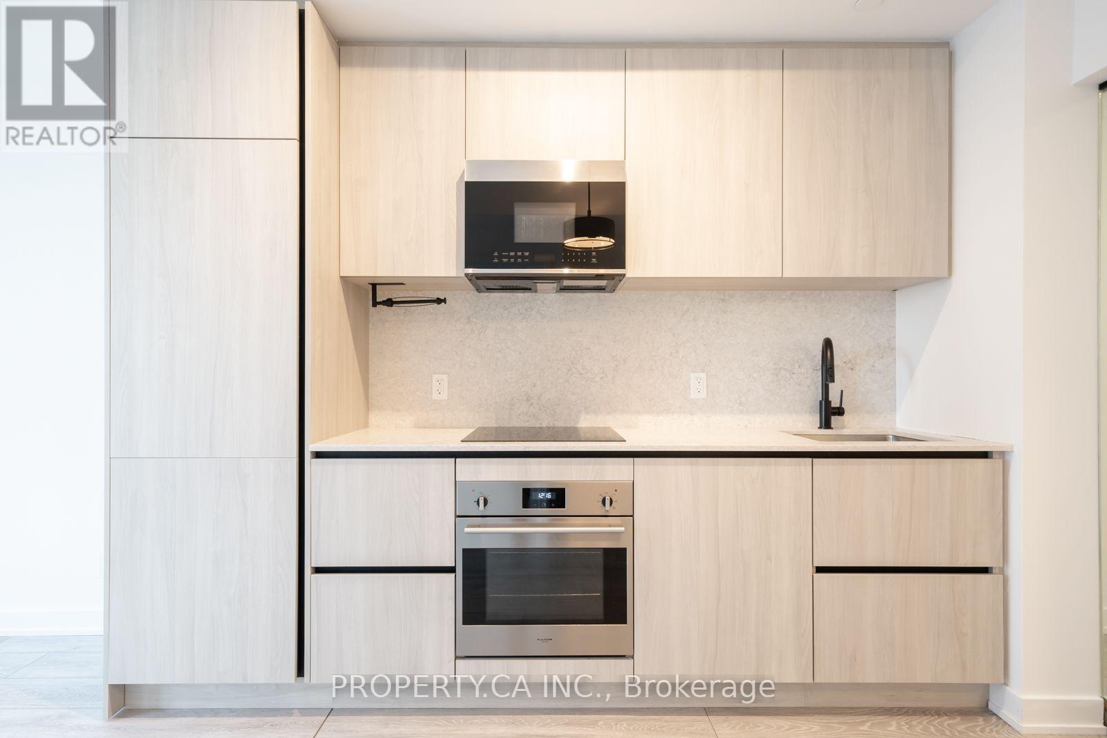 3203 - 108 Peter Street, Toronto, Ontario  M5V 0W2 - Photo 2 - C13567582