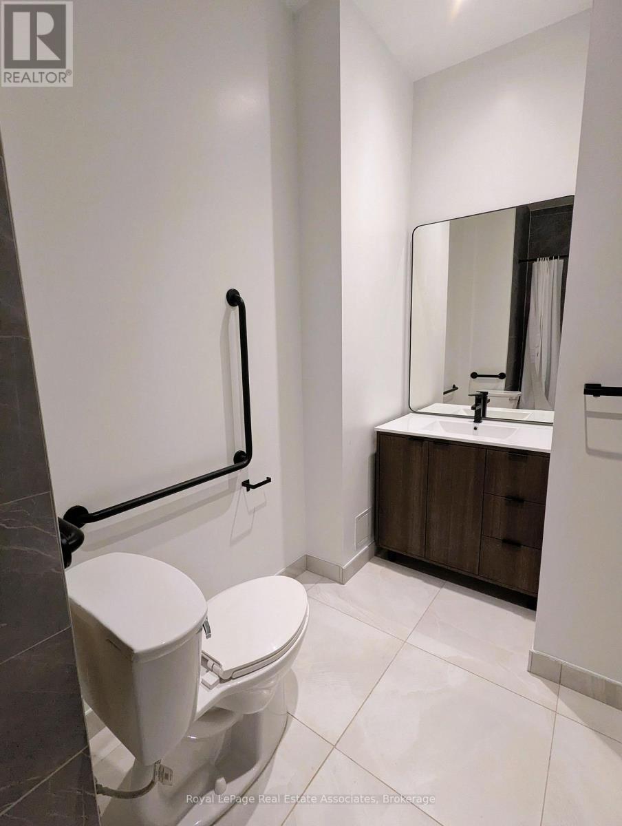 102 - 1000 Bathurst Street, Toronto, Ontario M5R 3G7 - Photo 10 - C13567620