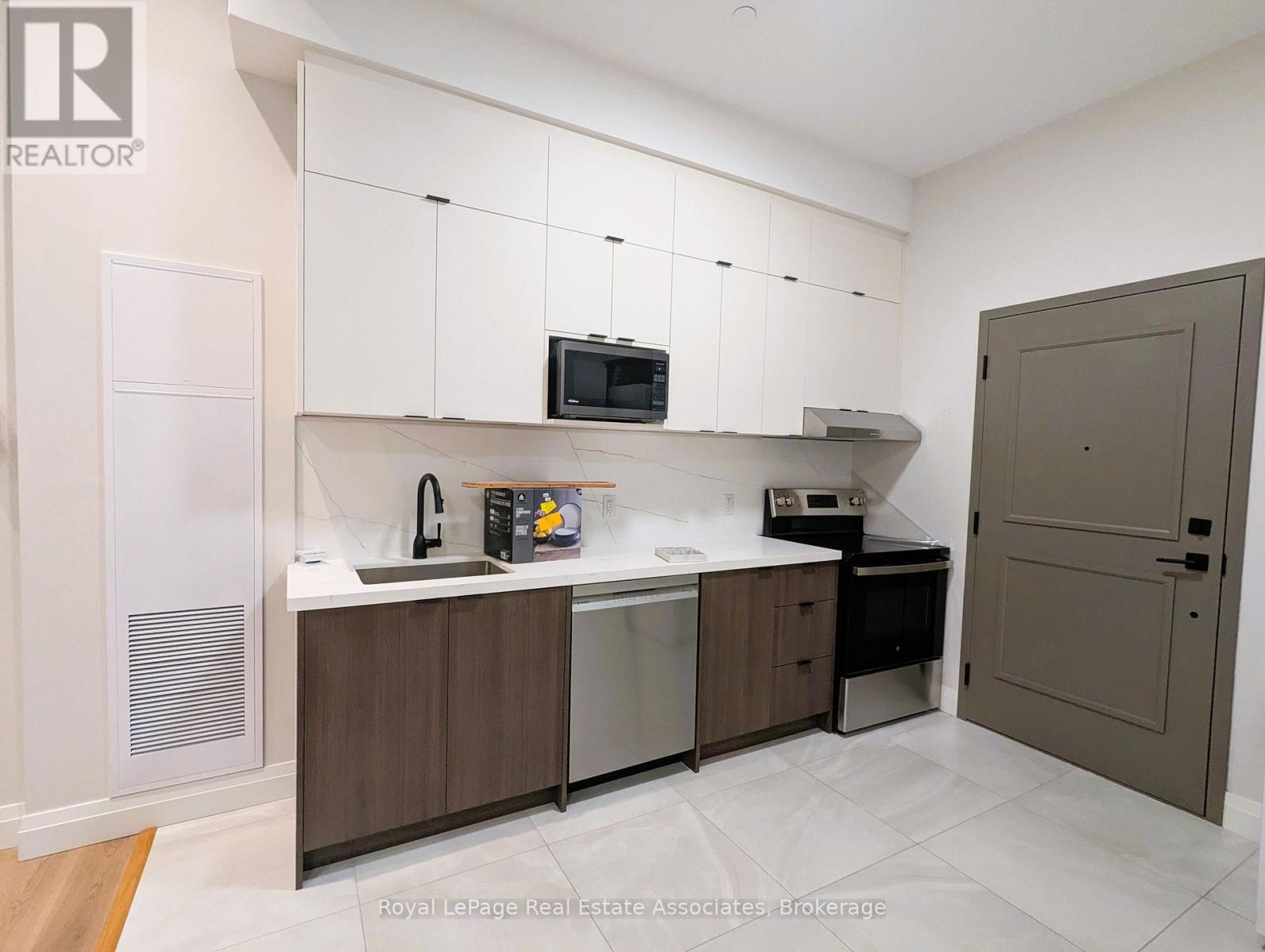102 - 1000 Bathurst Street, Toronto, Ontario M5R 3G7 - Photo 3 - C13567620