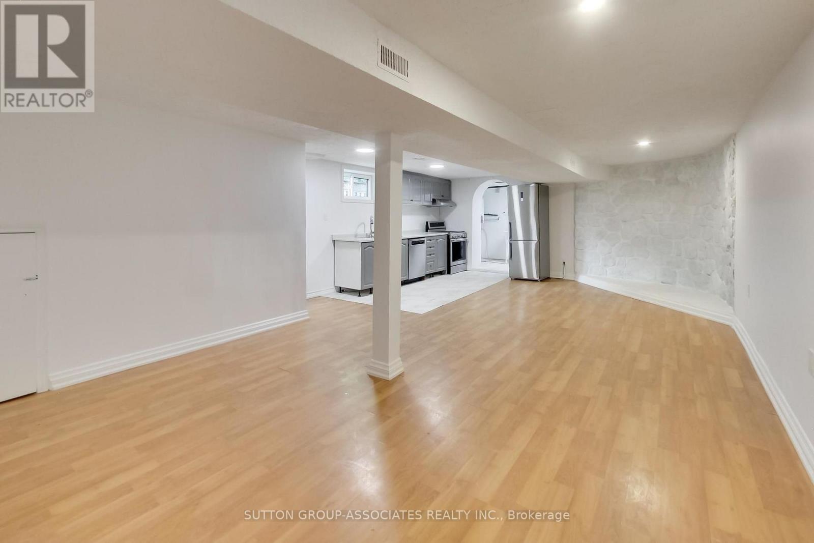 175 Earlsdale Avenue, Toronto, Ontario M6E 1L3 - Photo 31 - C13567652