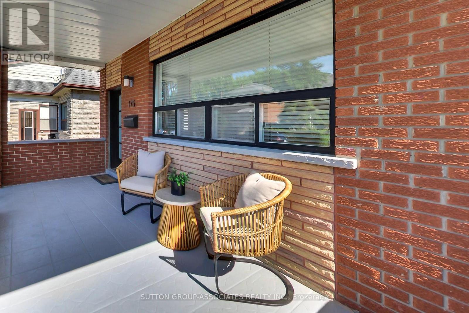 175 Earlsdale Avenue, Toronto, Ontario M6E 1L3 - Photo 4 - C13567652
