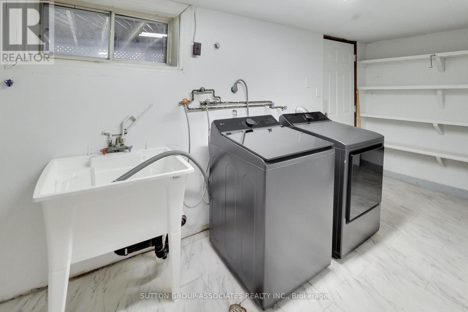 175 Earlsdale Avenue, Toronto, Ontario M6E 1L3 - Photo 41 - C13567652
