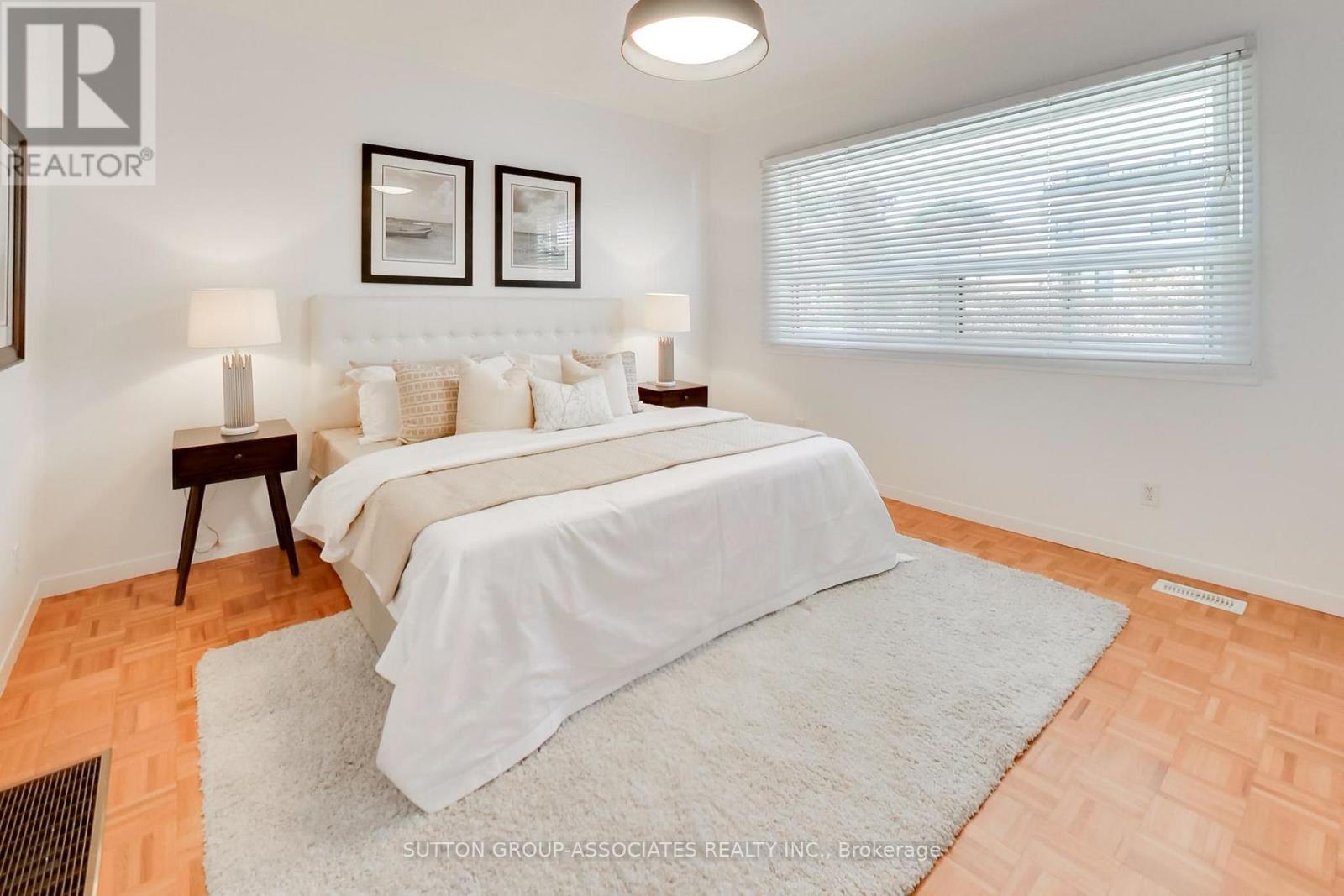 175 Earlsdale Avenue, Toronto, Ontario M6E 1L3 - Photo 7 - C13567652