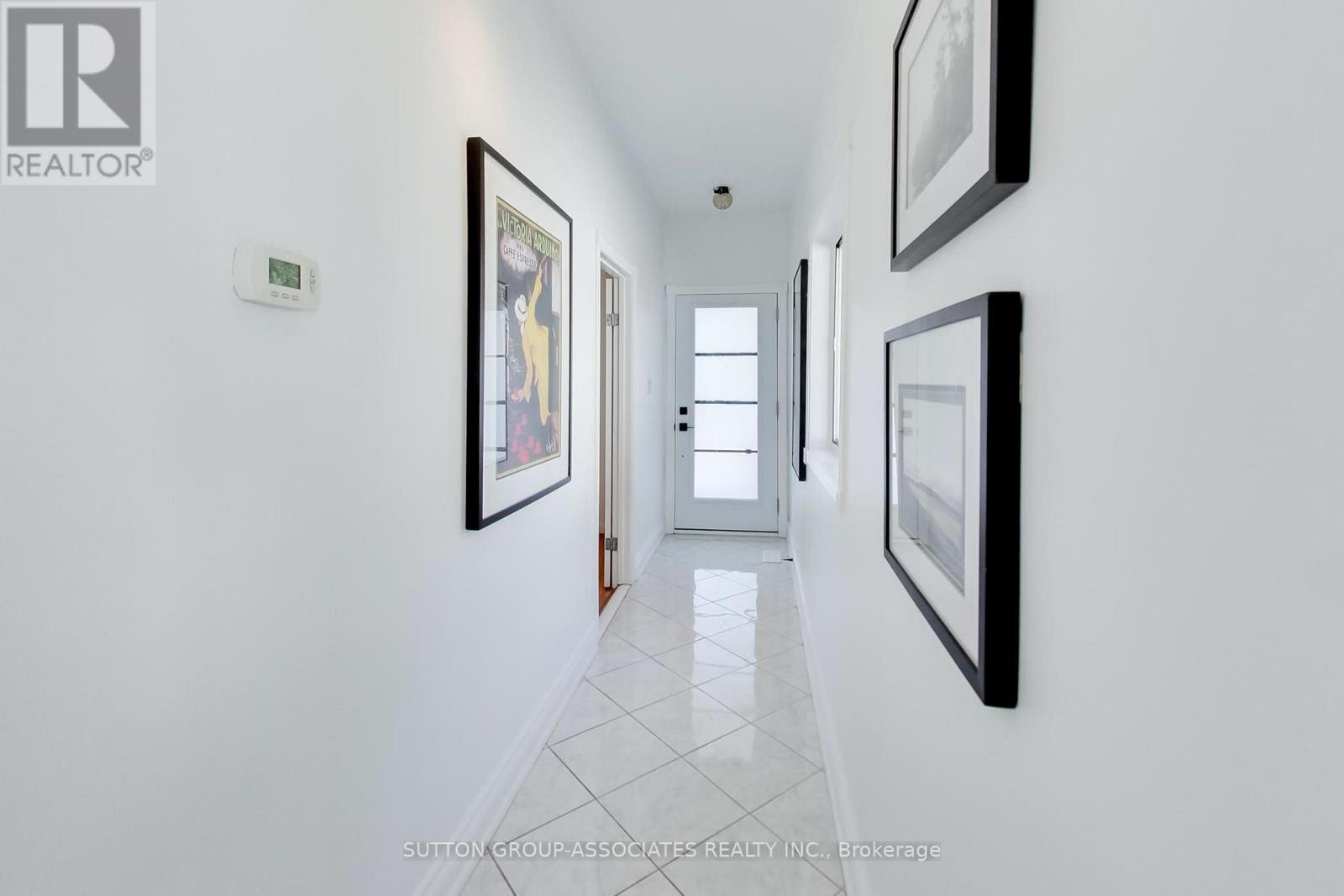 175 Earlsdale Avenue, Toronto, Ontario M6E 1L3 - Photo 8 - C13567652