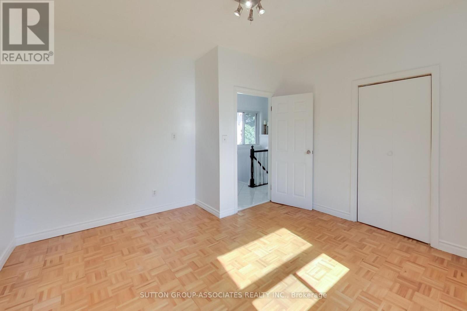 175 Earlsdale Avenue, Toronto, Ontario M6E 1L3 - Photo 9 - C13567652