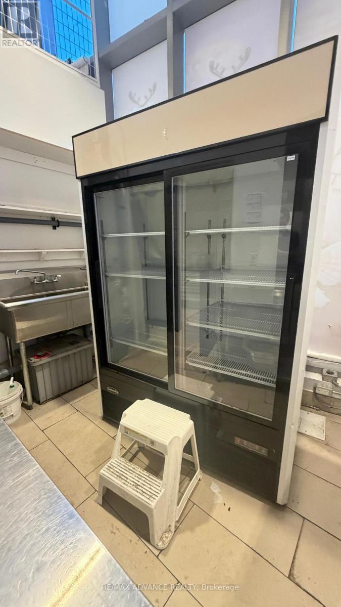 121 - 4750 Yonge Street, Toronto, Ontario M2N 0J6 - Photo 7 - C13567720