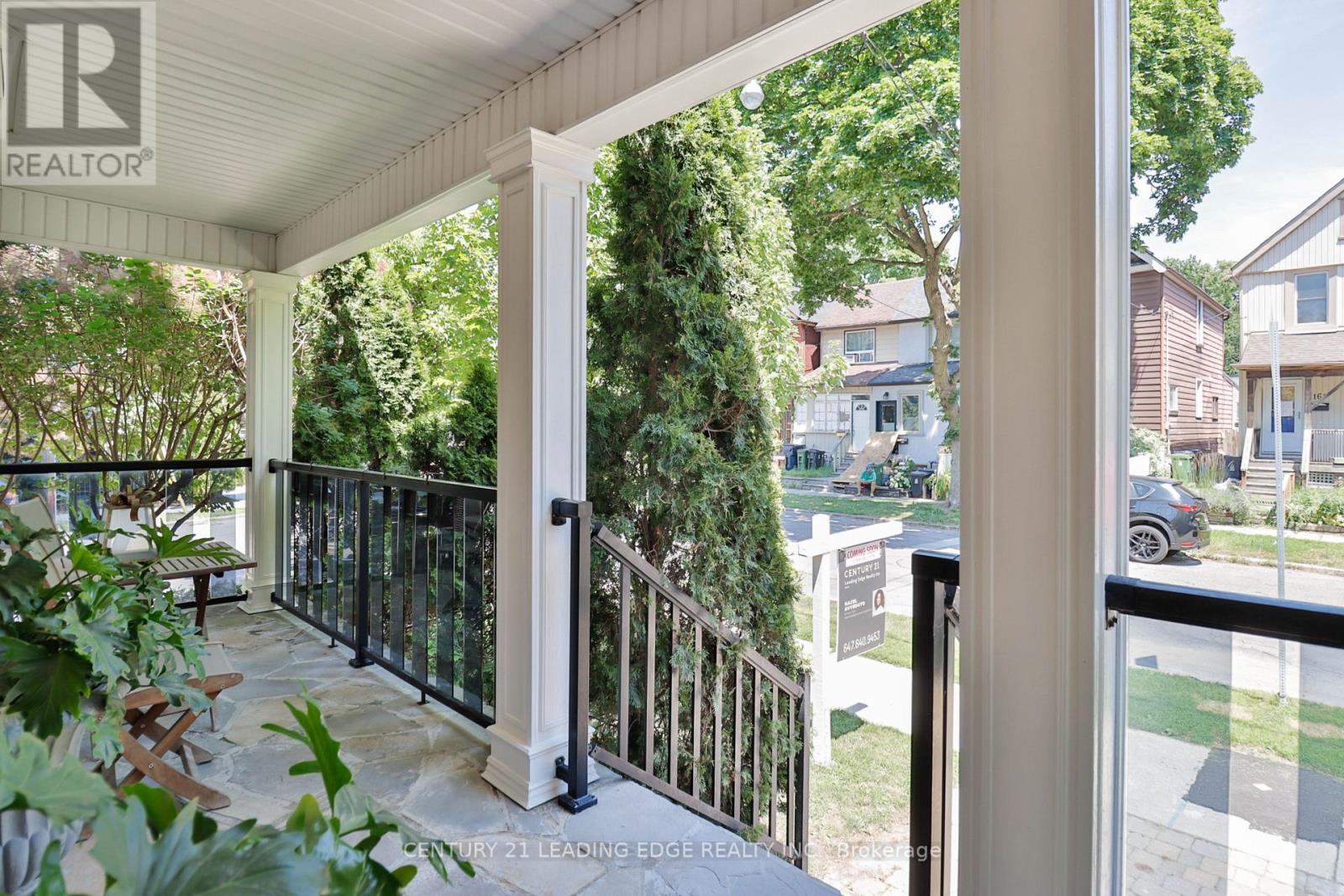 158 Parkmount Road, Toronto, Ontario  M4J 4V4 - Photo 4 - E13567670