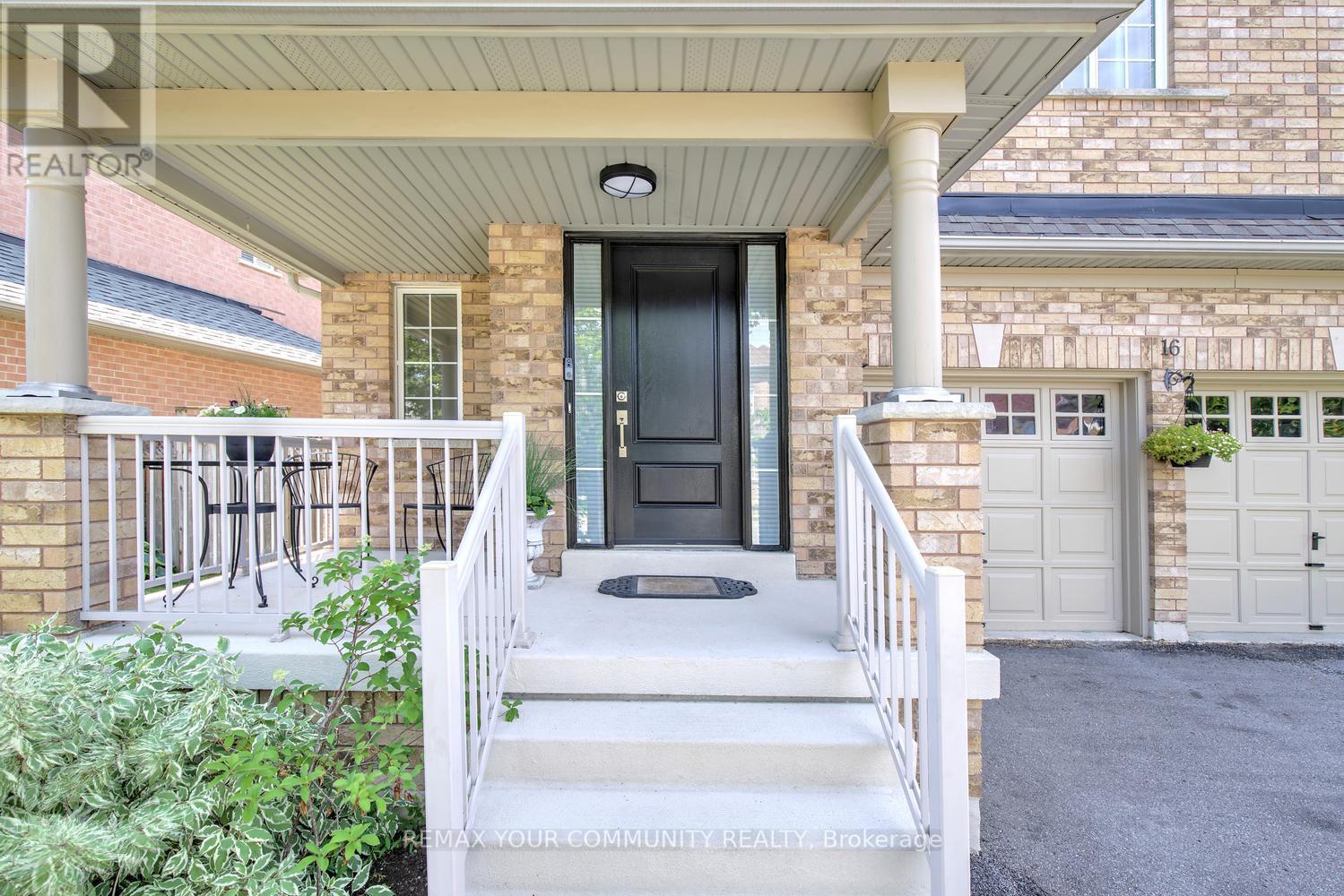 16 Westway Crescent, Vaughan, Ontario L4K 5S6 - Photo 2 - N13567540