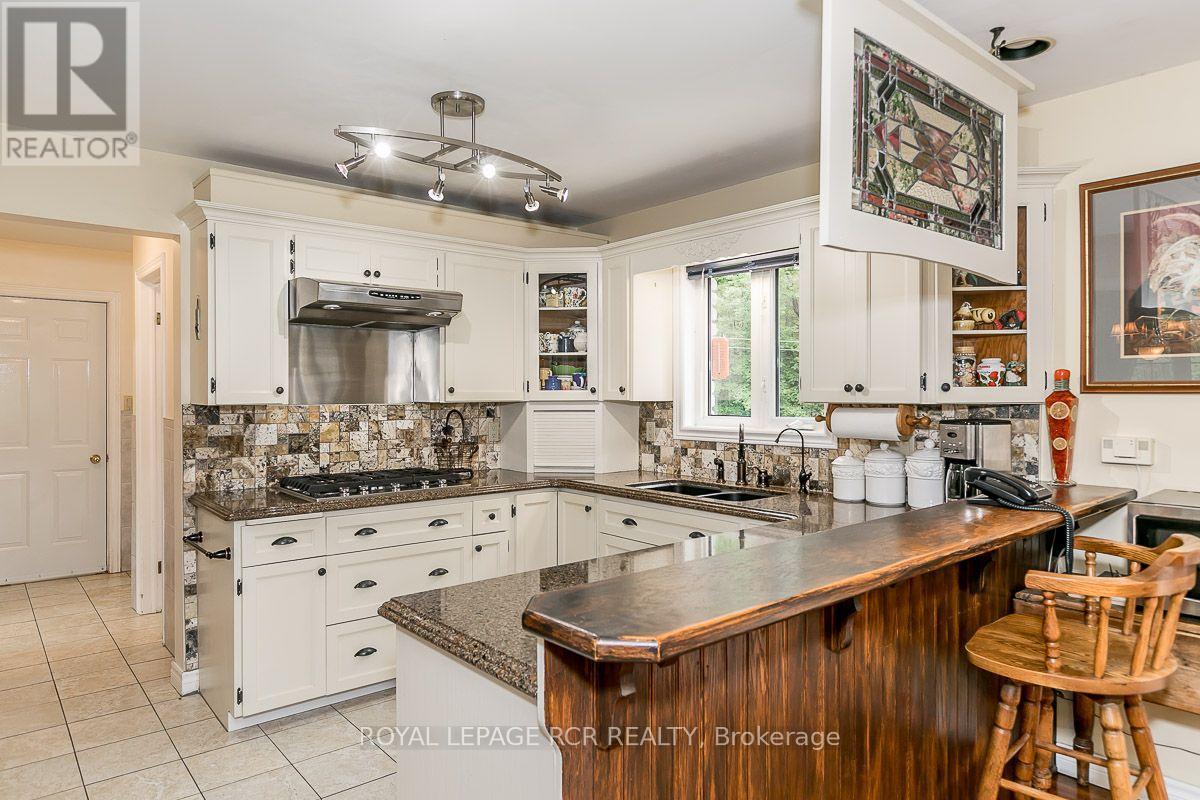 14808 Hwy 12, Tay (Victoria Harbour), Ontario  L0K 2A0 - Photo 17 - S13567542