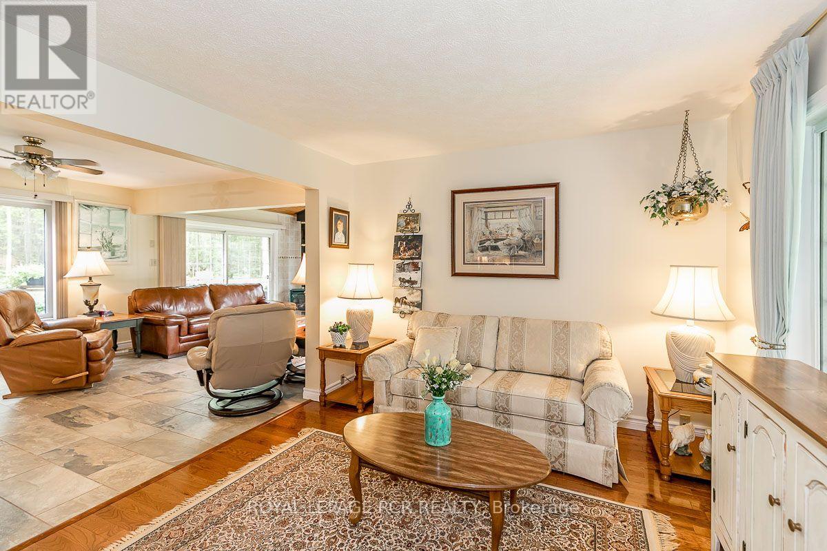 14808 Hwy 12, Tay (Victoria Harbour), Ontario  L0K 2A0 - Photo 8 - S13567542