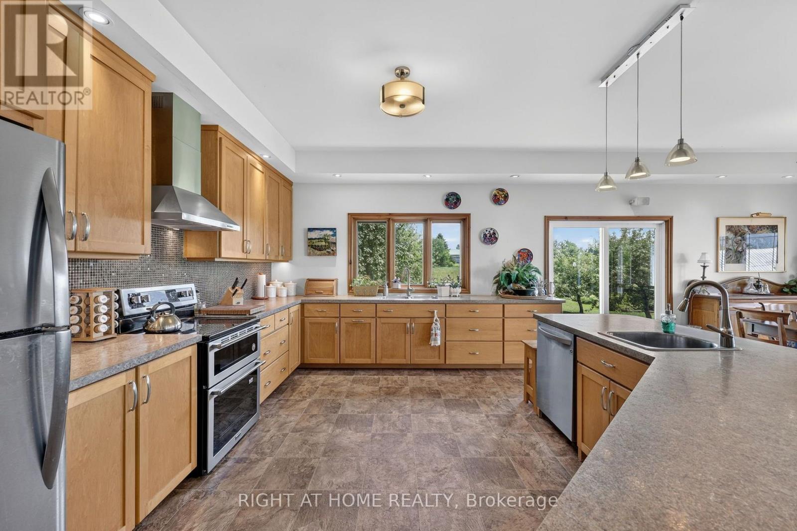 1284 Rumney Road, Tay, Ontario  L4R 4K3 - Photo 7 - S13567640