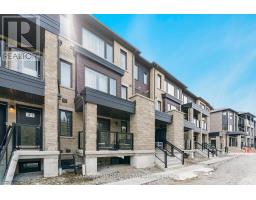 39 APPLETREE LANE, Barrie, Ontario