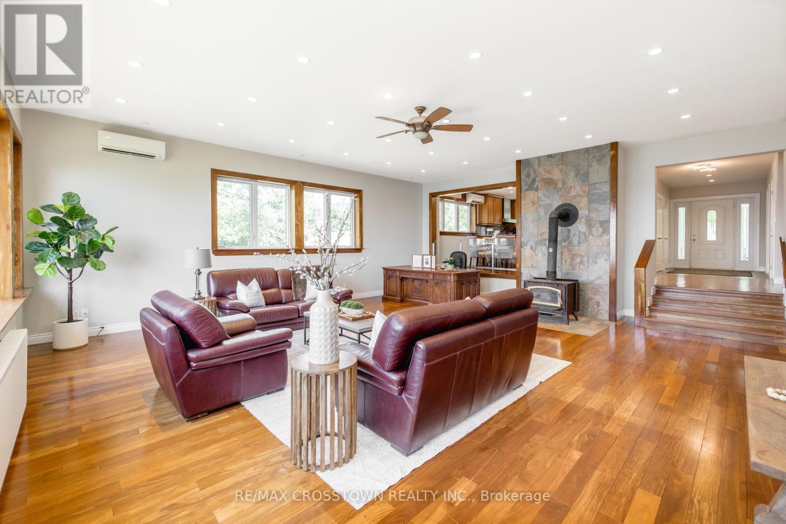 42 Bluff Point Road, Tay, Ontario  L0K 2C0 - Photo 13 - S13566942