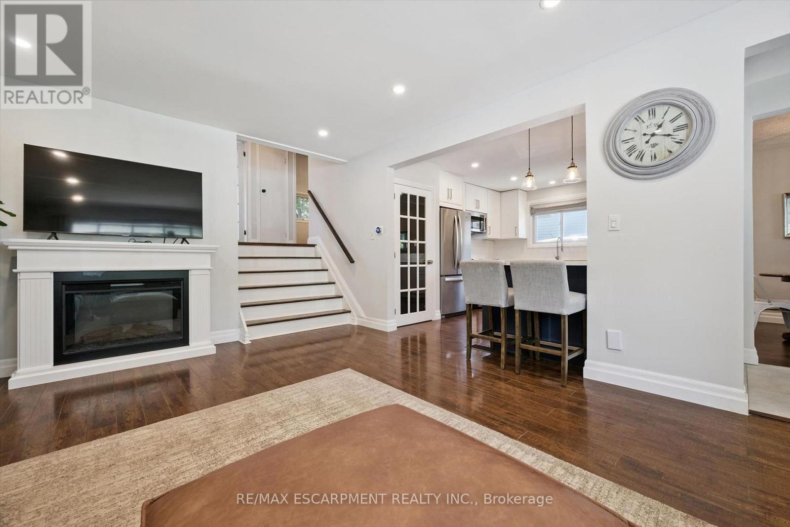 1298 Rosemary Crescent, Burlington, Ontario  L7P 2P4 - Photo 7 - W13567710