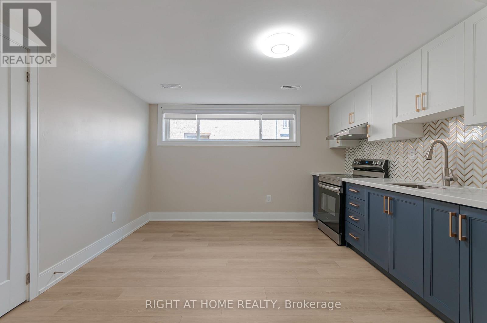 128 Twenty Second Street, Toronto, Ontario  M8V 3M4 - Photo 29 - W13567732