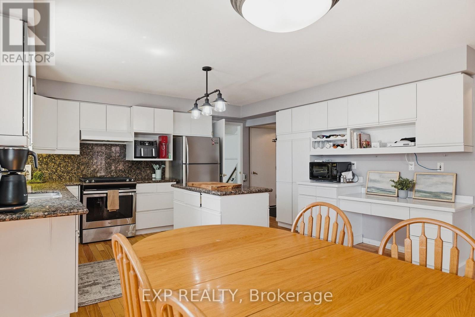 381 Timlock Place, Waterloo, Ontario  N2K 3J2 - Photo 7 - X13567580