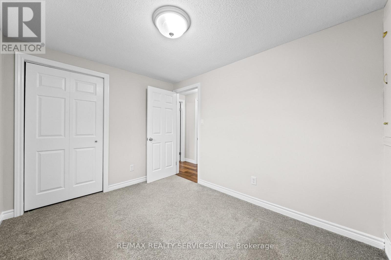 20 Highcroft Court, Kitchener, Ontario  N2E 2N9 - Photo 29 - X13567612