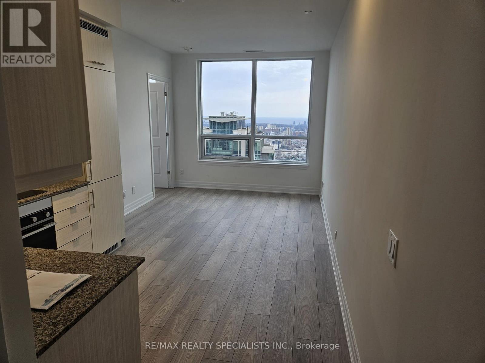 3605 - 36 Elm Drive W, Mississauga, Ontario  L5B 0N3 - Photo 4 - W12793470