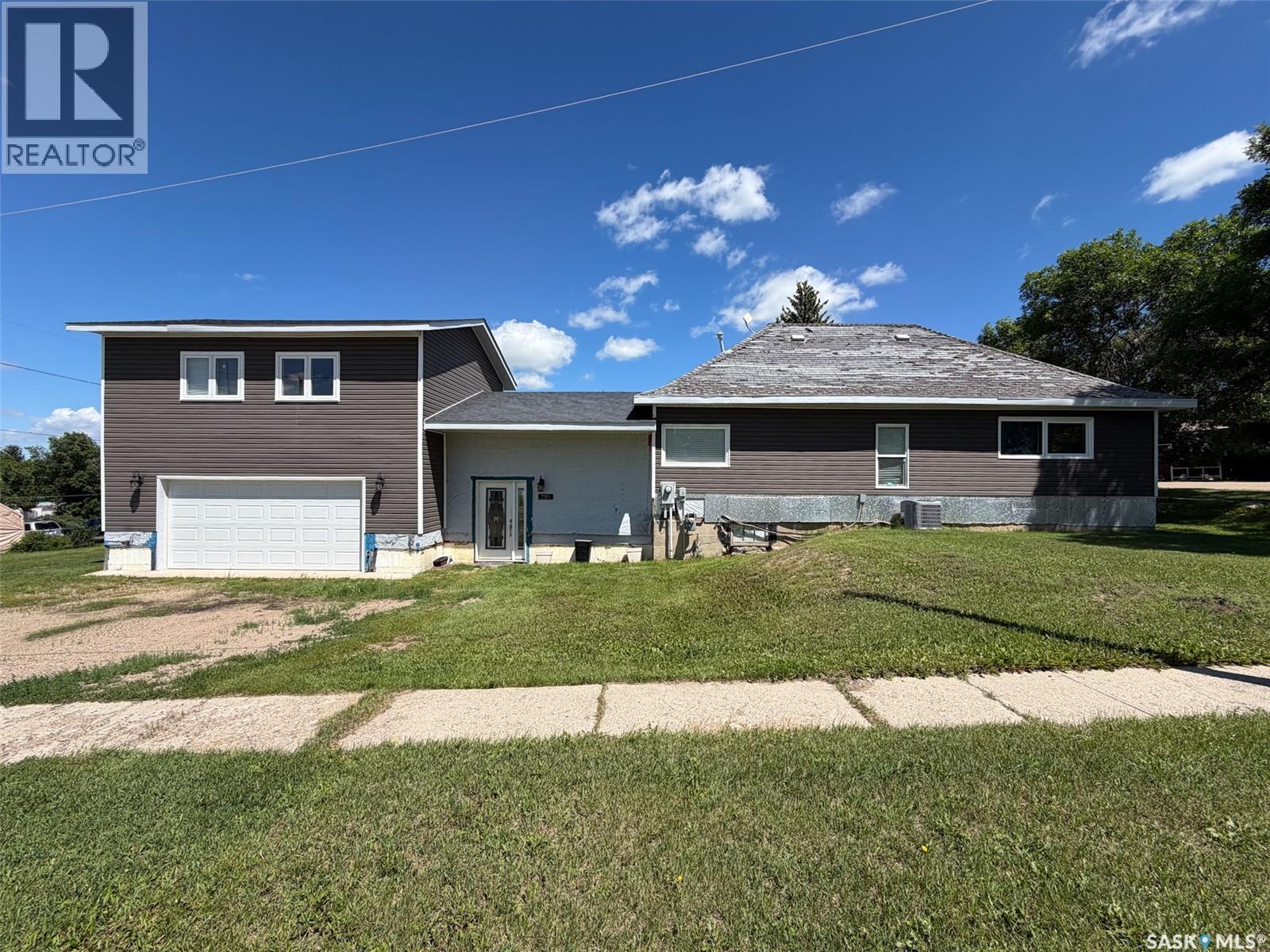 295 Ensign STREET, Pennant, Saskatchewan