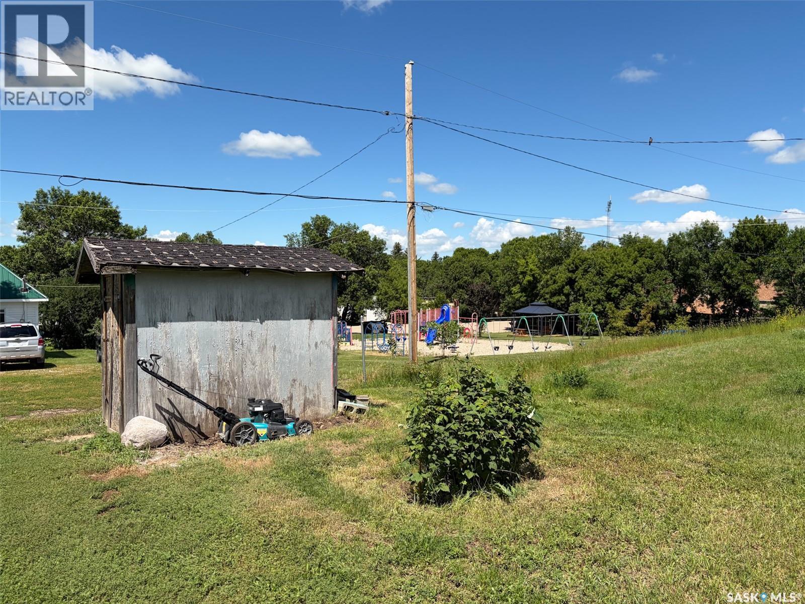 295 Ensign Street, Pennant, Saskatchewan  S0N 1X0 - Photo 46 - SK042686