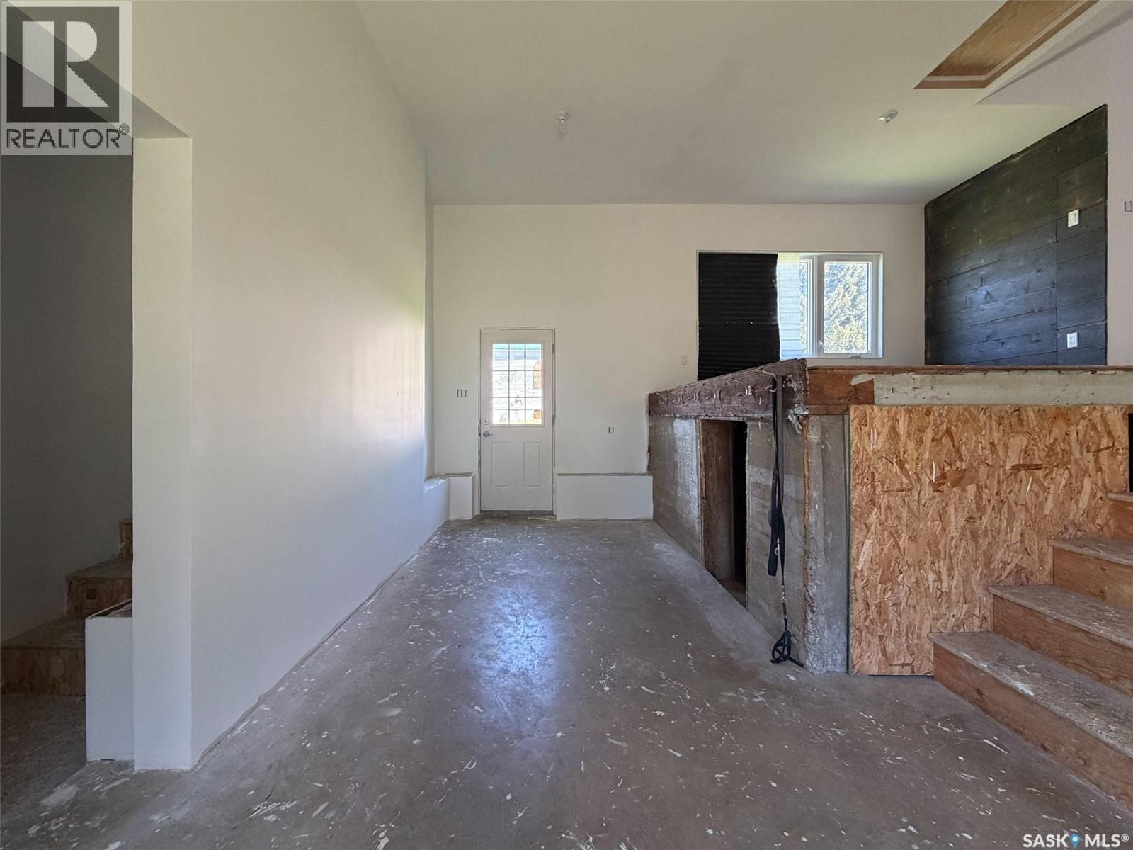 295 Ensign Street, Pennant, Saskatchewan  S0N 1X0 - Photo 6 - SK042686
